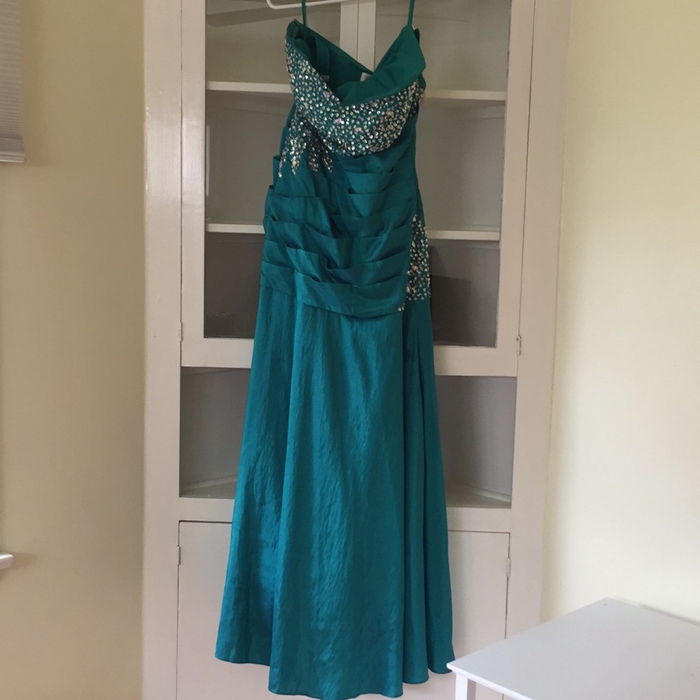 Emerald Green Formal Dress